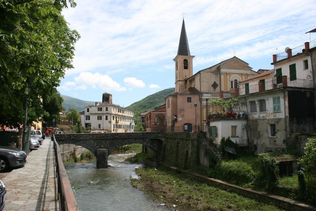 Casa Vacanze Gli Ulivi Borgomaro Rom bilde
