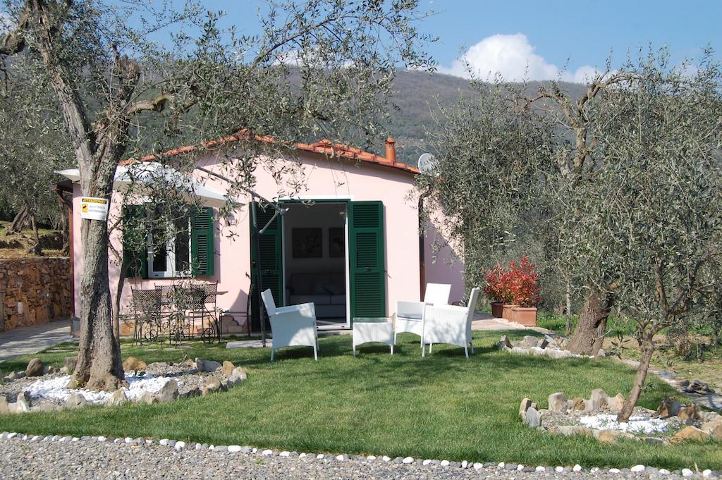 Casa Vacanze Gli Ulivi Borgomaro Rom bilde